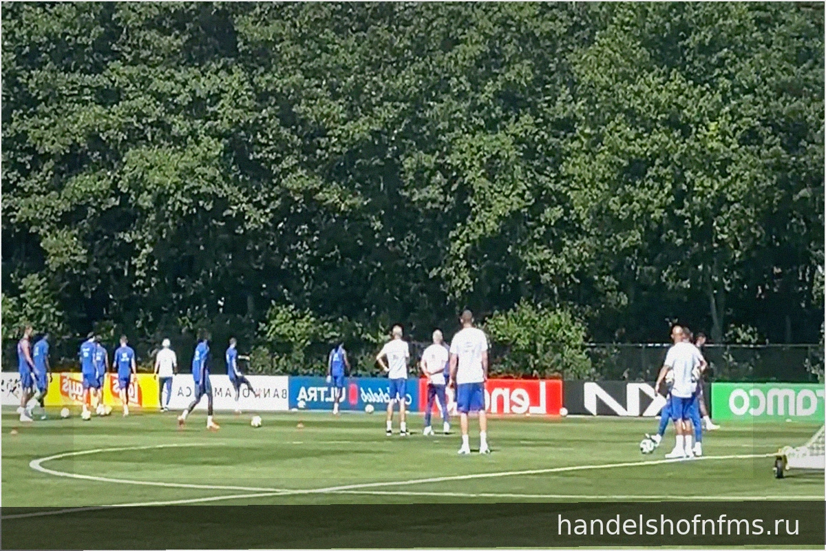 Футбольная сборная Франции в США: тренировки в жару и подготовка к матчу с Сенегалом