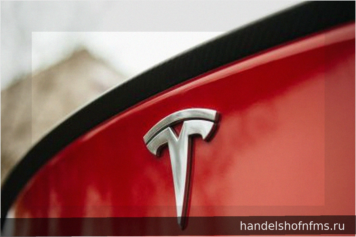 Tesla признала: Старая аппаратная платформа не подходит для полного автопилота